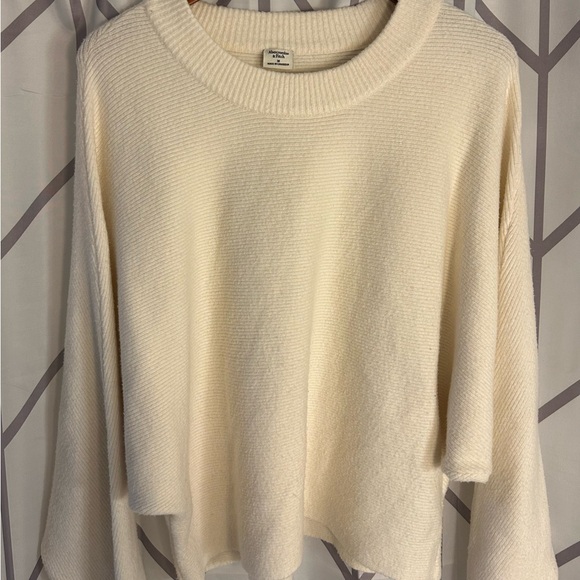 Abercrombie & Fitch Cream Crew Neck Sweater - Picture 1 of 3